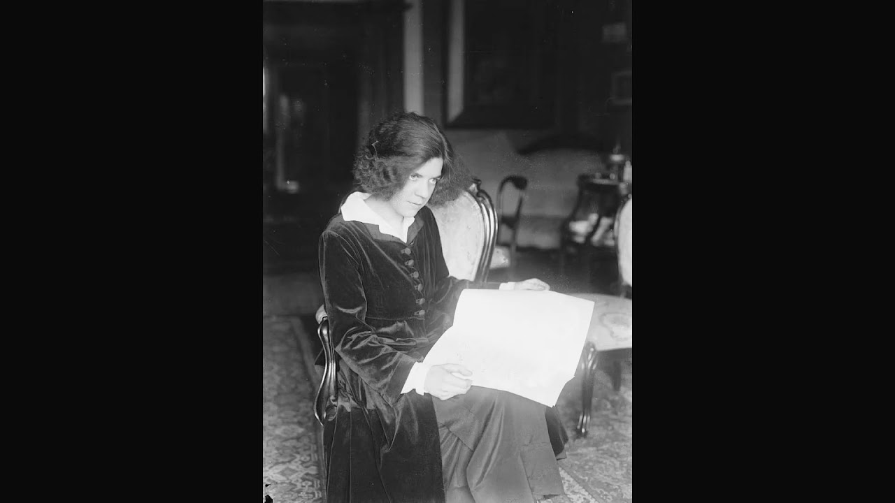 ETHEL LEGINSKA plays Beethoven's Minuet in G