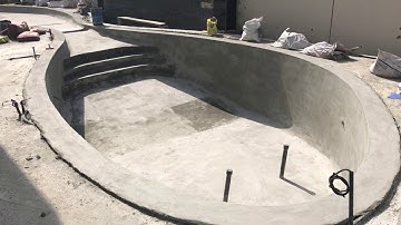 Free Form Overflow Pool