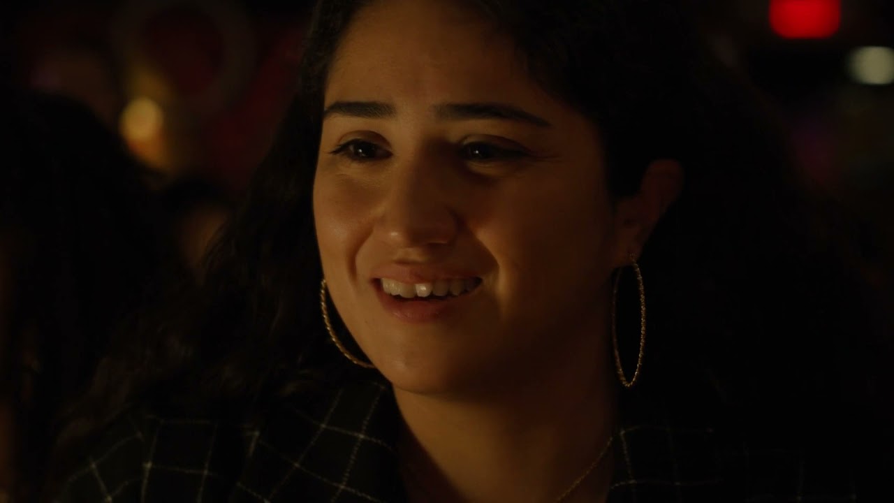 Greta and Riley S01E13 Scenes