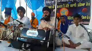 Mere har pritam ki koi baat sunaawye.....