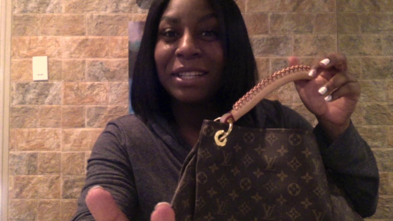 Louis Vuitton Artsy MM Replica Review - Purse Hero - YouTube