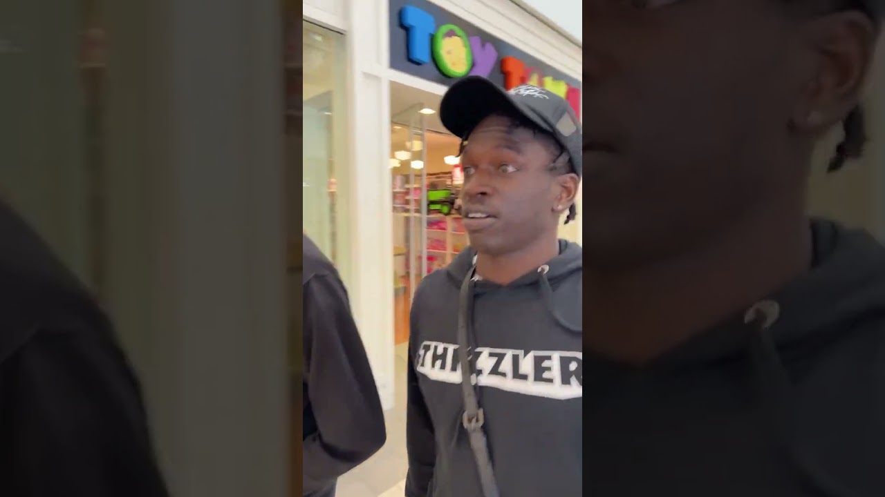 1100Himself & ProducedbyMitchell Seen At The Mall Together.