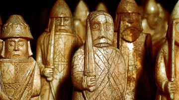 What WEAPONS Did VIKINGS Actually Use?... And some they DIDN