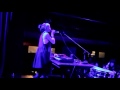 Grimes - Saturn Princess (Live)