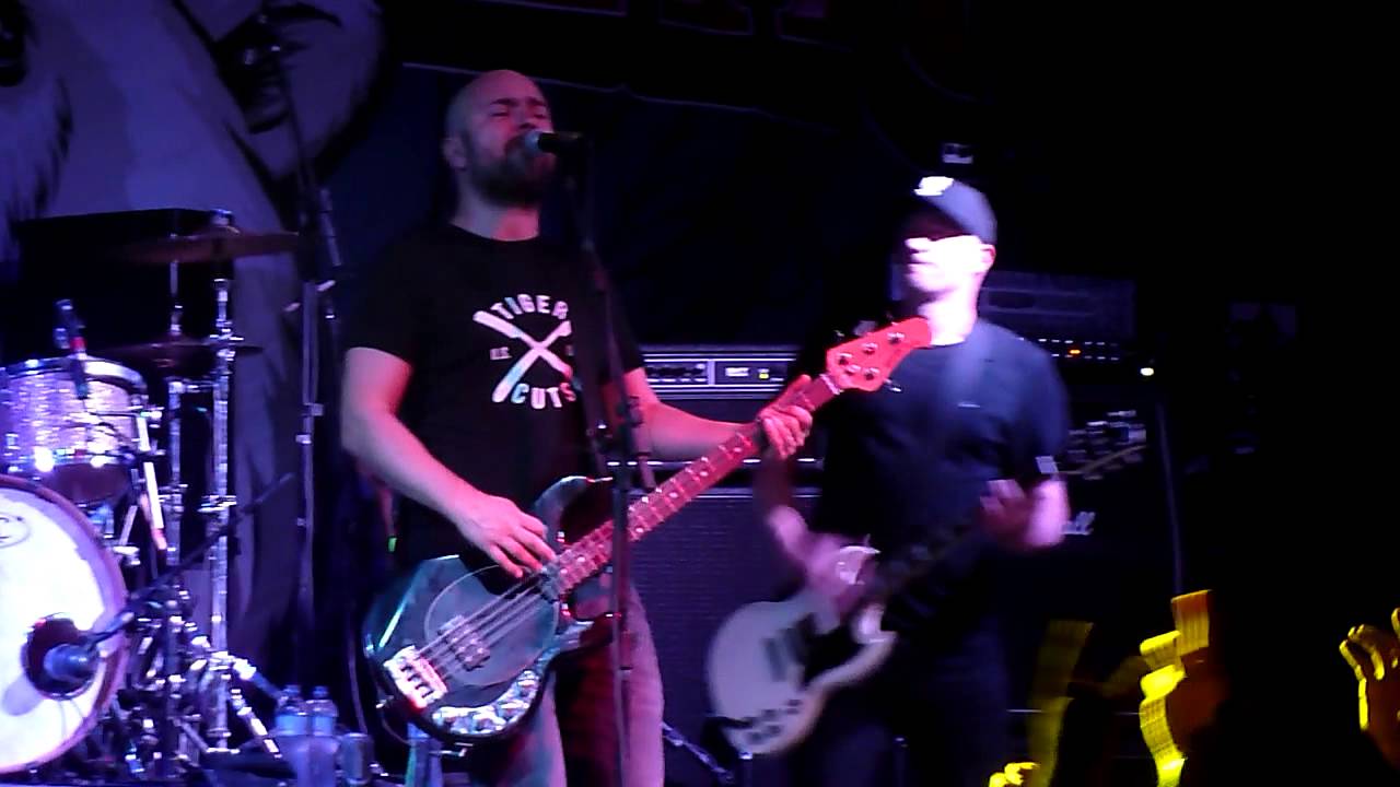(HD) Millencolin - Happiness for Dogs (Ao Vivo no Carioca Club/São Paulo - 14 /11/15)