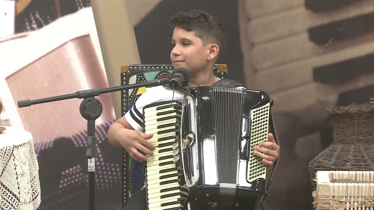 Francisco Pereira interpretando 