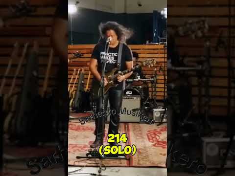 214 Perf De Castro Solo Guitar