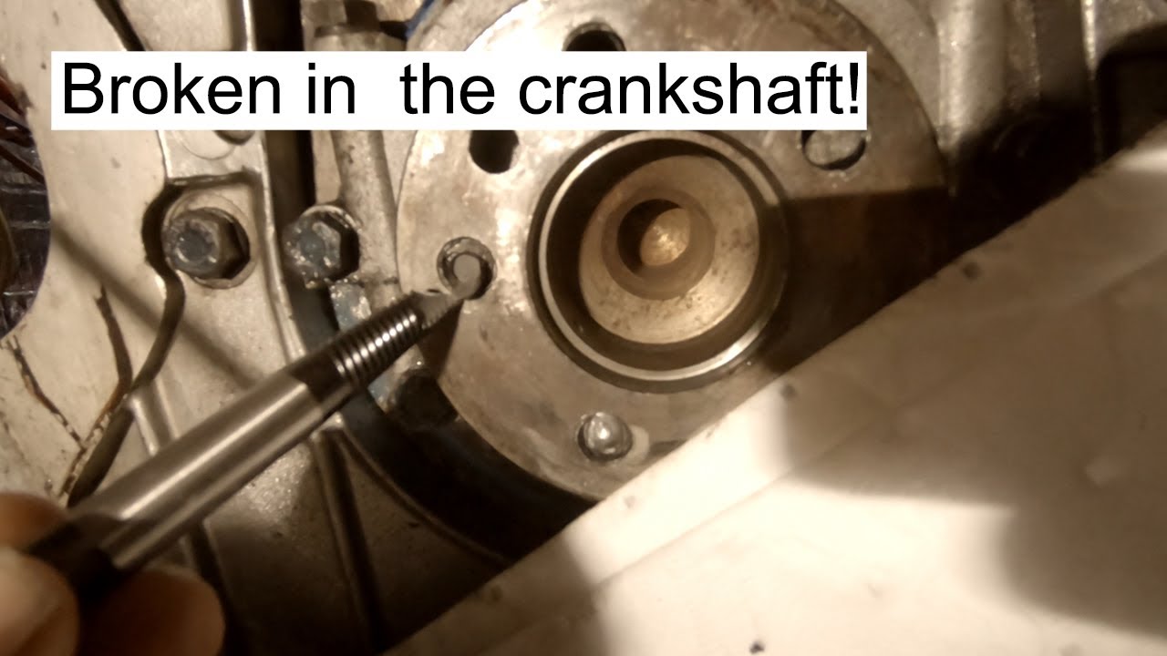 Broke the easy out bolt in the crankshaft! (Reattaching Perkins 4.108 flywheel & rear sea pt4) Ep.15