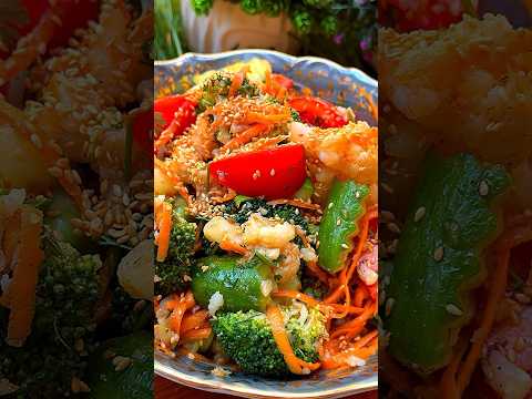 Yoz mavsumiga mos bir zumda tayyor boʻladigan ham foydali va mazzali salat retsepti #salat