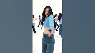 다시 해볼까🏹 김유연 시그니처 화살🏹은 WAV 심장을 저격해💕 #tripleS #김유연 #Girls_Never_Die