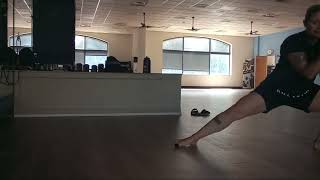 Sumo slide with shinkyaku hold at each end