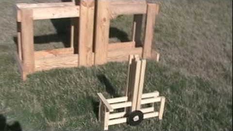 Mini Floating Arm Trebuchet (guillotine)