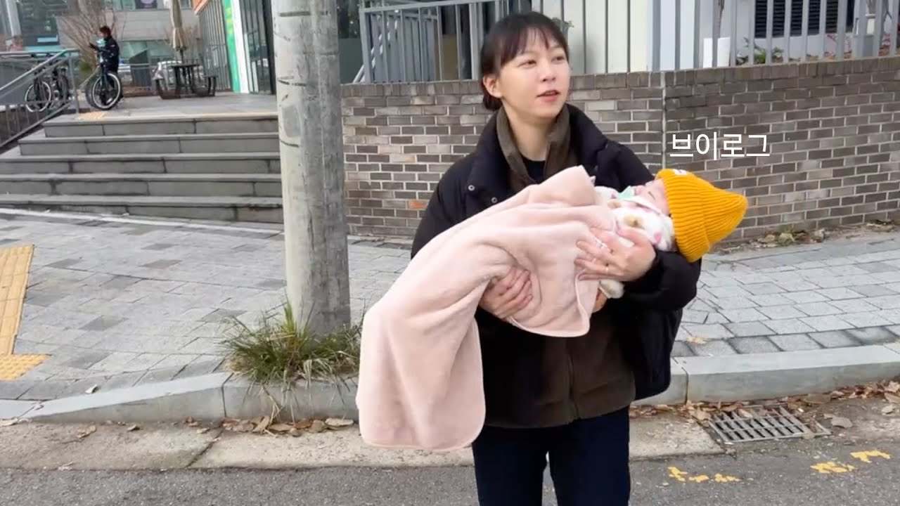 육아일상브이로그 ⎮ 8개월 아기와 평범한 일상기록 첫 결혼기념일 셀프 가족사진 찍기 Youtube 