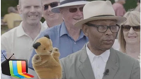 Antiques Roadshow star has an emotional reunion wi...
