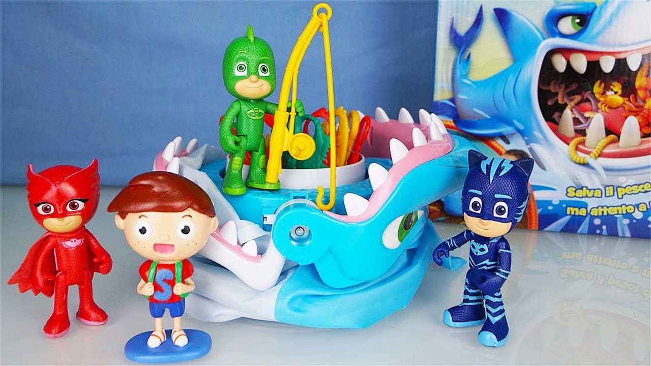 PIRATA POP UP: i Pj Masks sfidano Simone il Coniglio e Ladybug [Challenge  divertente] 