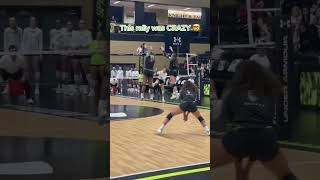 One of the best Volleyball plays you will ever see 🤯💪 #shorts