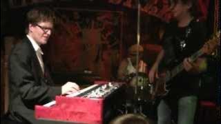 2. LED - Baretta´s Theme