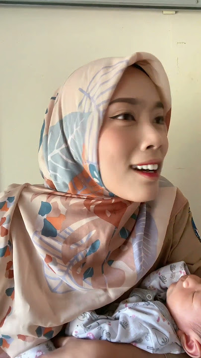 Even while taking care of a baby 🥹 #teacher #drama #related #school #youngteacher #fun #comedy #s...