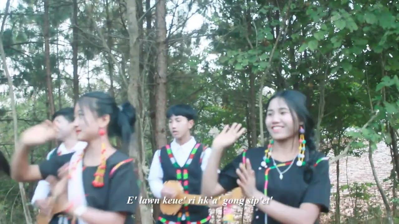 Vang Utˊ Eˊ Ceu Plang 