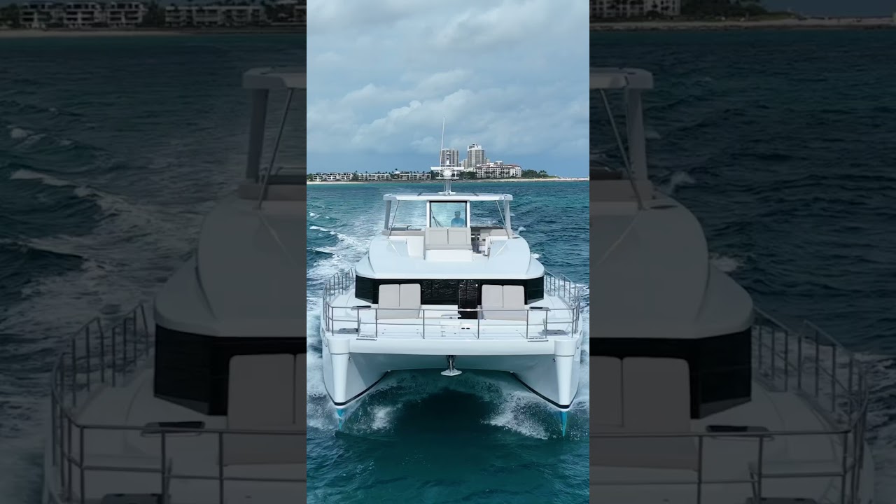 In the market for a luxury power catamaran? This Two Oceans 555 Power Cat has what you need!