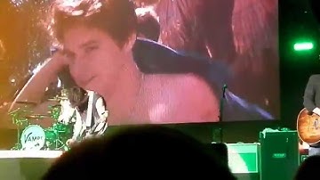 The Vamps - Oh Cecilia (Breaking My Heart) - Bournemouth 18/10/14