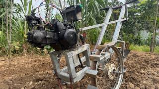 Homemade, ultra-simple plow powered by a motorcycle engine | Farmer's homemade machine