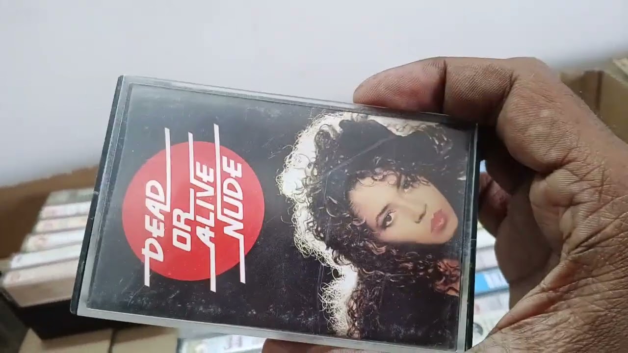 ENGLISH RARE VINTAGE AUDIO CASSETTES PART 1 Contact Mob 9784027500