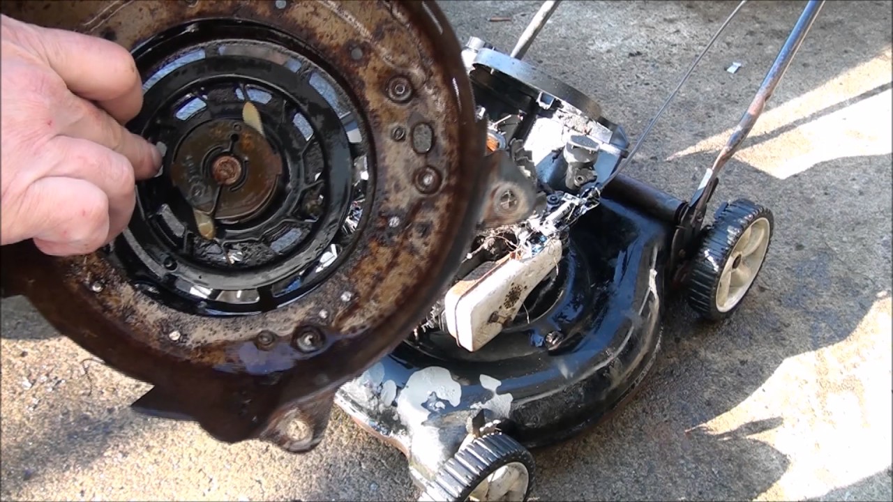 How To Bring a DEAD Lawnmower Back to Life! Common Briggs and Stratton