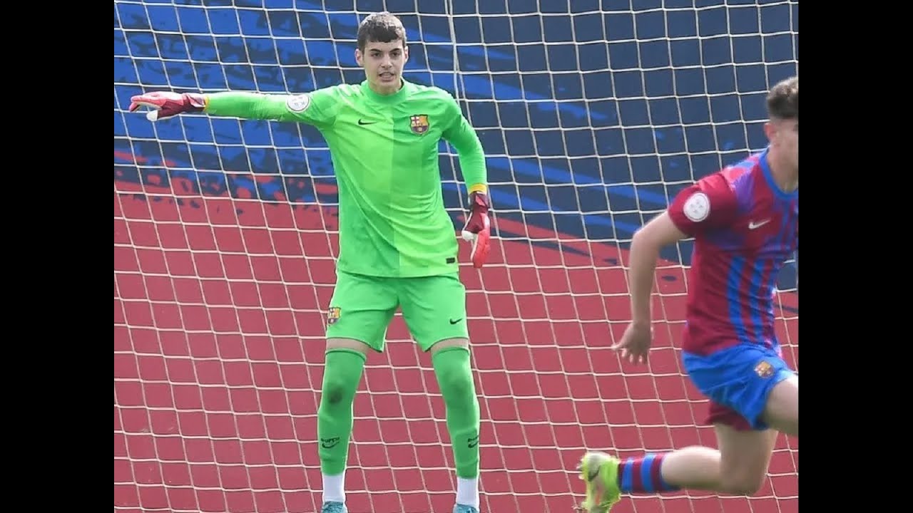 Ansu Fati és Aubameyang lövését is védte már a Barca magyar kapusa
