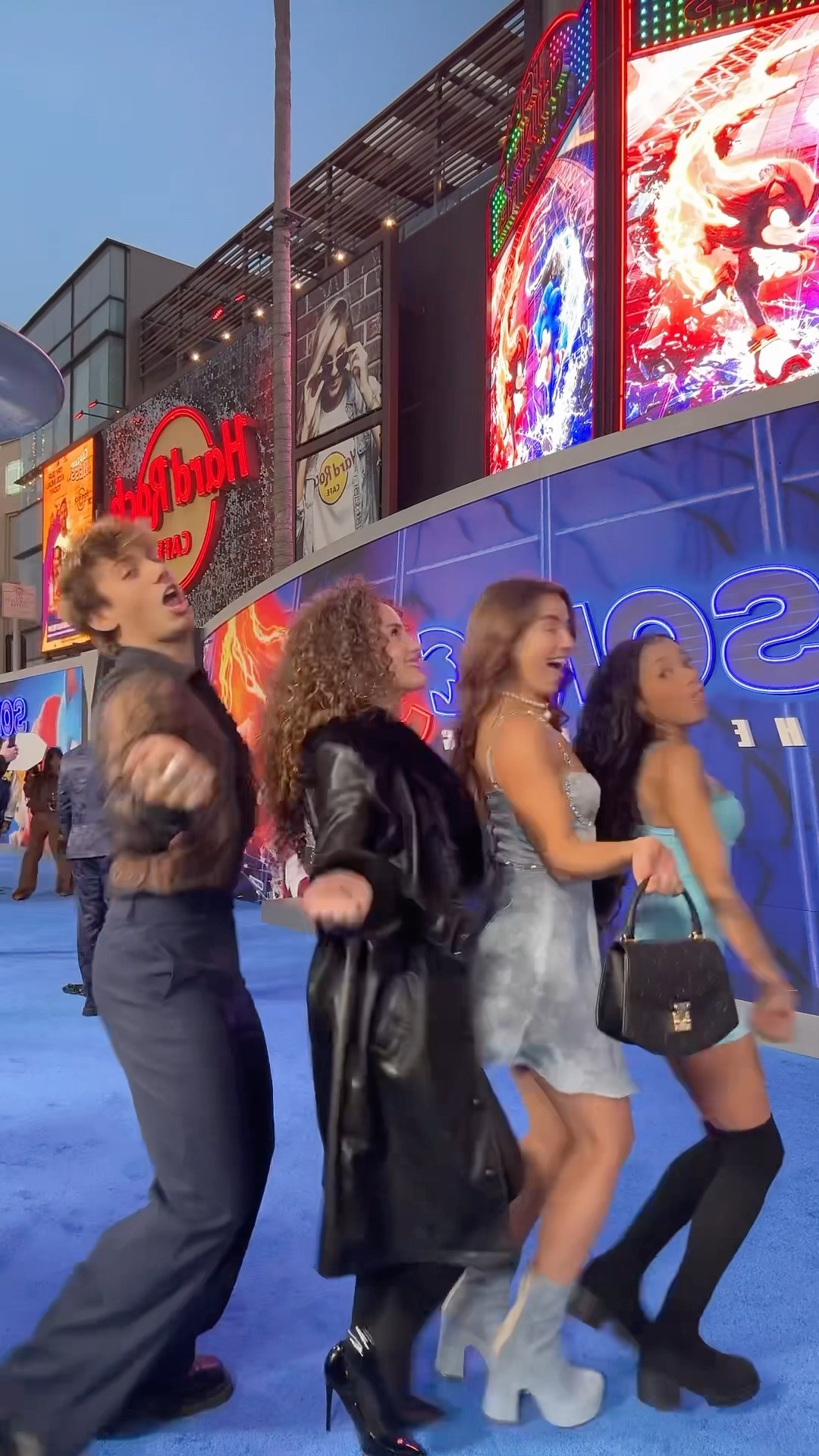rolling into the sonic 3 premiere like ​⁠@sofiedossi ​⁠@enola.bedard ​⁠@Tealaxx2 #sonic3