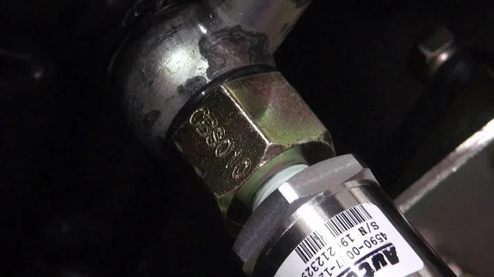 12 Valve Cummins Snubber Fitting