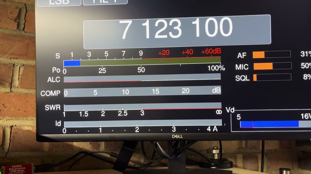 Icom 705 with VE2DX HDMI connection  