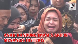 Download Tak Kuasa Mendengar Tangisan Anak Almarhum Imam S Arifin Penyanyi Dangdut Legend Video MP3 Tak Kuasa Mendengar Tangisan Anak Almarhum Imam S Arifin Penyanyi Dangdut Legend