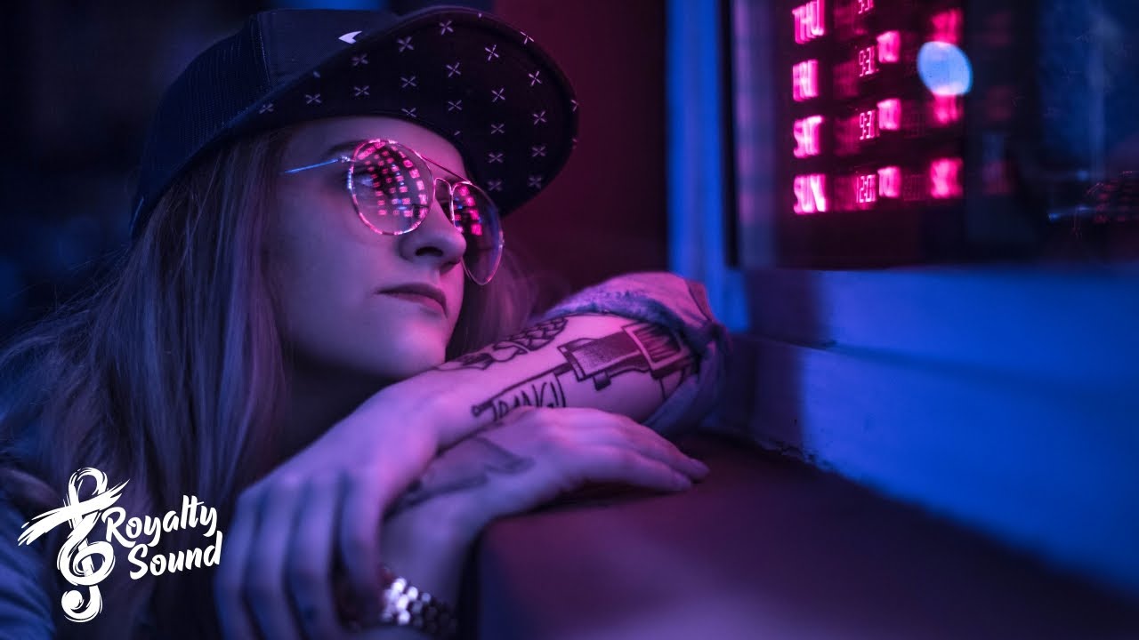 Gloria Tells feat. Killrude Gloria Please (Electro) YouTube