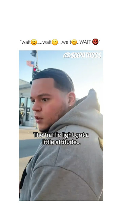 The traffic light got attitude