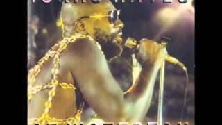 Video thumbnail of "Isaac Hayes - Ain't No Sunshine_Lonely Avenue - YouTube.mp4"