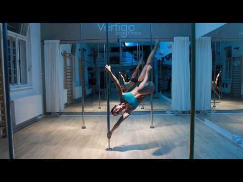 Phoenix spin to Human Flag Pasé