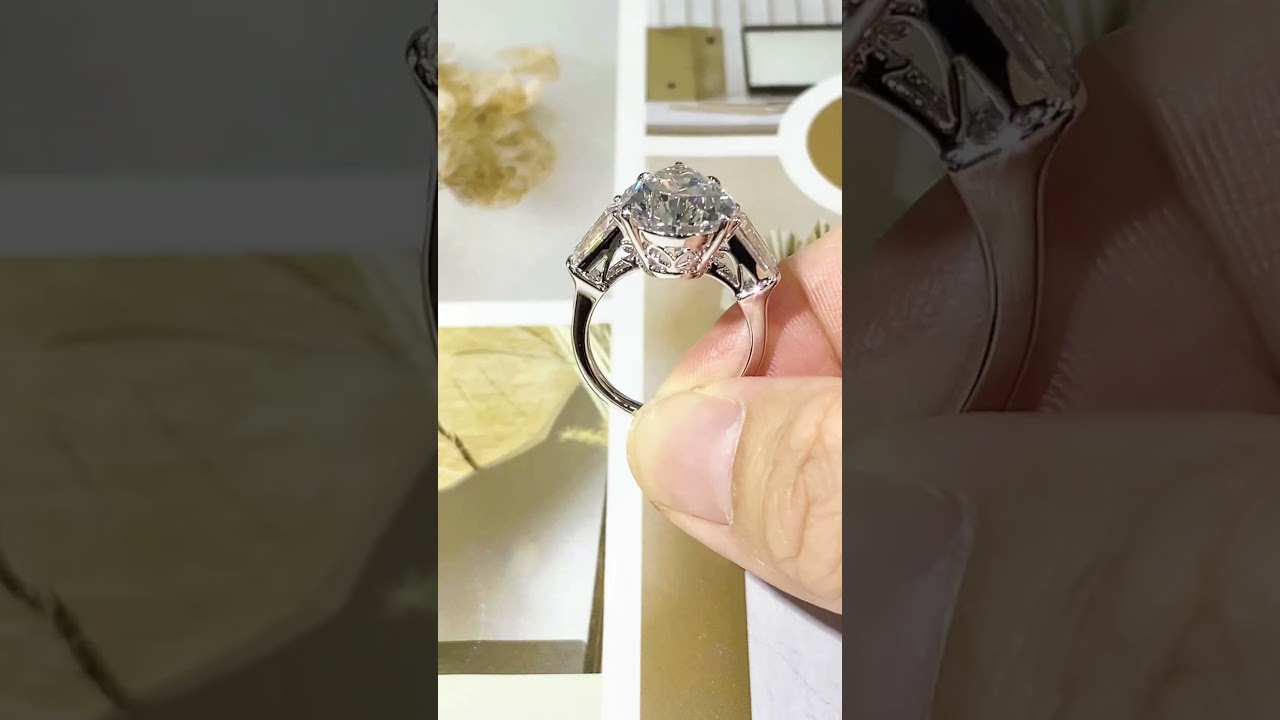 8CT Pear cut lab diamond engagement ring 
