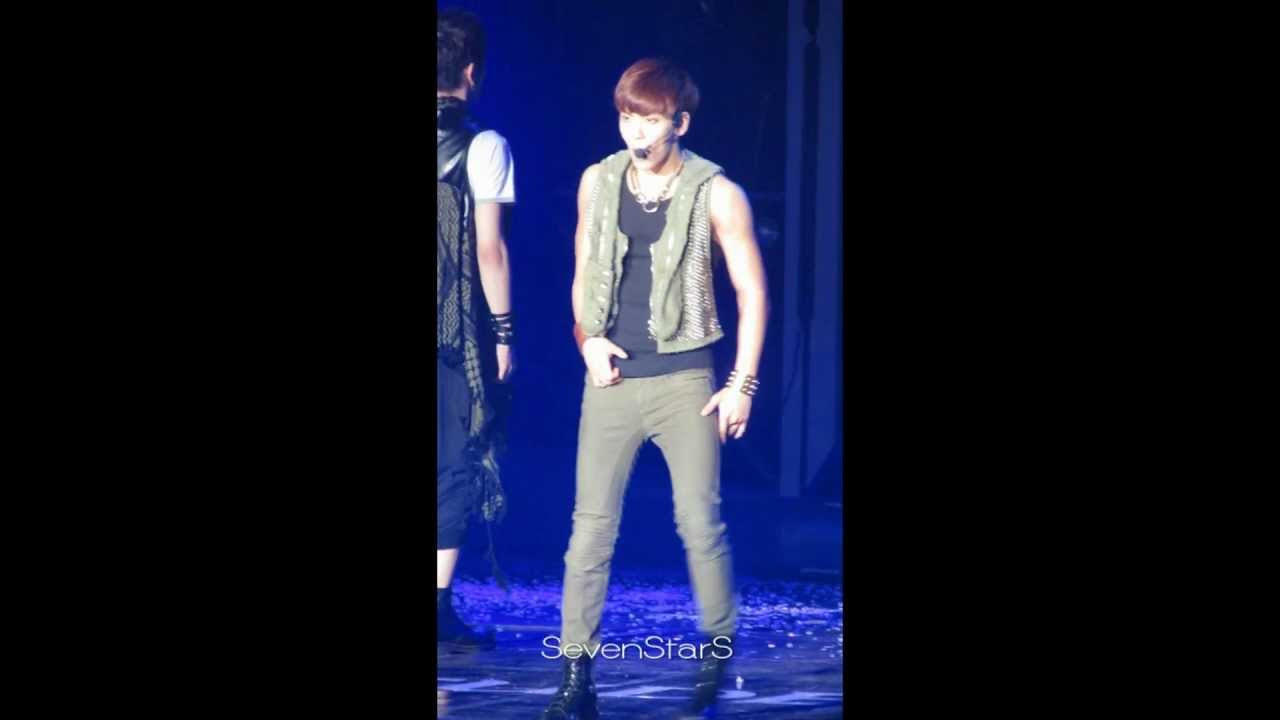 [Fancam] 120808 Stranger (Jonghyun focus) @ Etude Pink Play Concert
