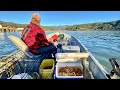 Oregon Coast Late Season Dungeness Crabbing Catch and Cook