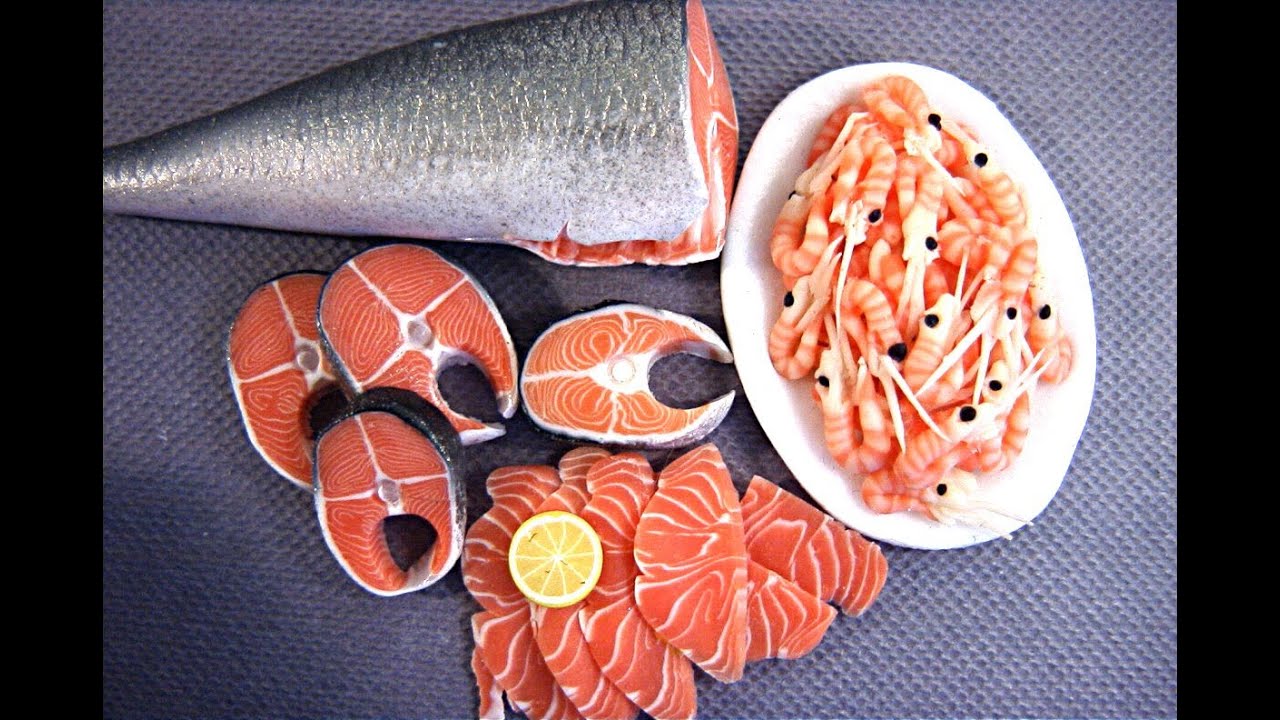 Miniature Salmon in Polymer Clay by Angie Scarr (Fast Motion)