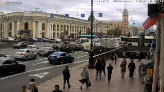 Сирены зазвучали в Санкт-Петербурге - проверку оповещения сняла камера у блокадного репродуктора