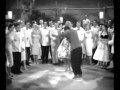 CANTINFLAS BAILANDO EL &quot;TAO-TAO&quot;.