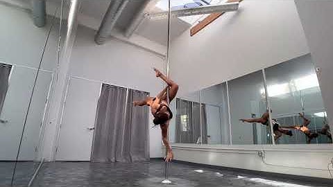How to do an Inside Leg Hang - Pole Dancing by ElizabethBfit