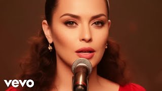 Juliet Manderson-Gray - Between Two Thieves (Official Music Video)