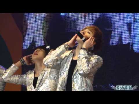 [FANCAM] 111002 SBS R 두시 탈출 컬투쇼 공개방송_만만하니 (ukiss kevin)