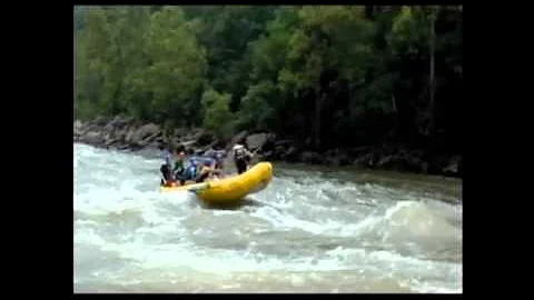 Rafting Stunt Nearly Gone Wrong!