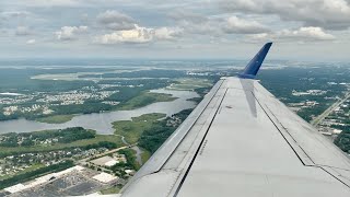 Delta Connection Embraer 175 Takeoff from Charleston - CHS | N220JQ