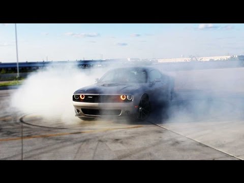 2016 Dodge Challenger Scat Pack Shaker: бесконечное веселье