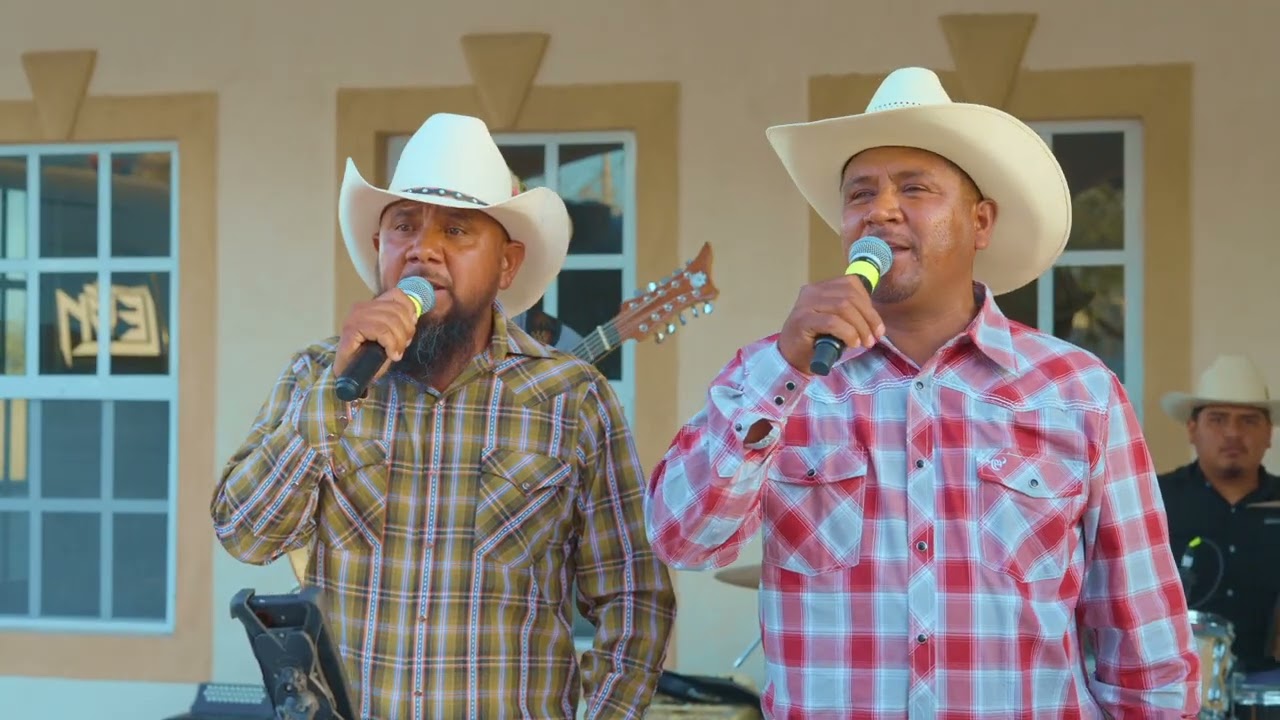 Los del Coronel - La Redoba Del Huizache (En Vivo)